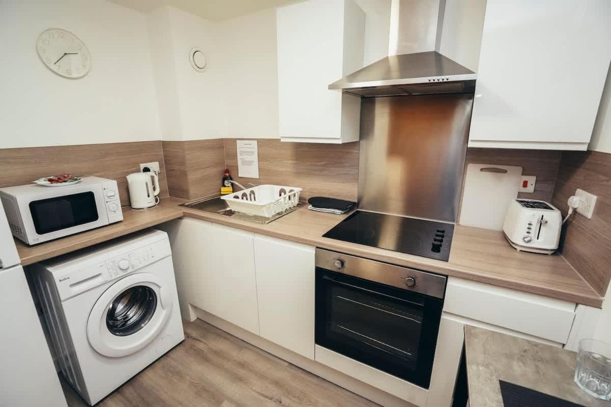 1br Centre Apt, Self Check In, Wifi, By Derbnb Apartamento